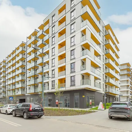 Stylish Apartments With Parking By Noclegi Renters Warsaw Exterior photo