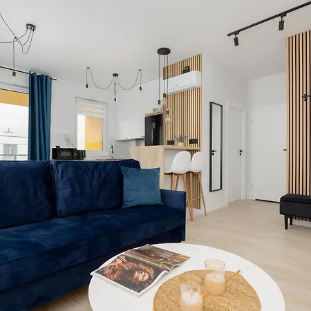 Stylish Apartments With Parking By Noclegi Renters Warsaw Exterior photo