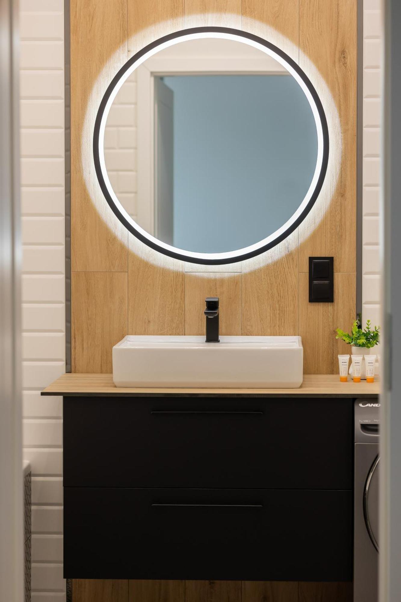 Apartment Stylish With Parking By Renters Warsaw