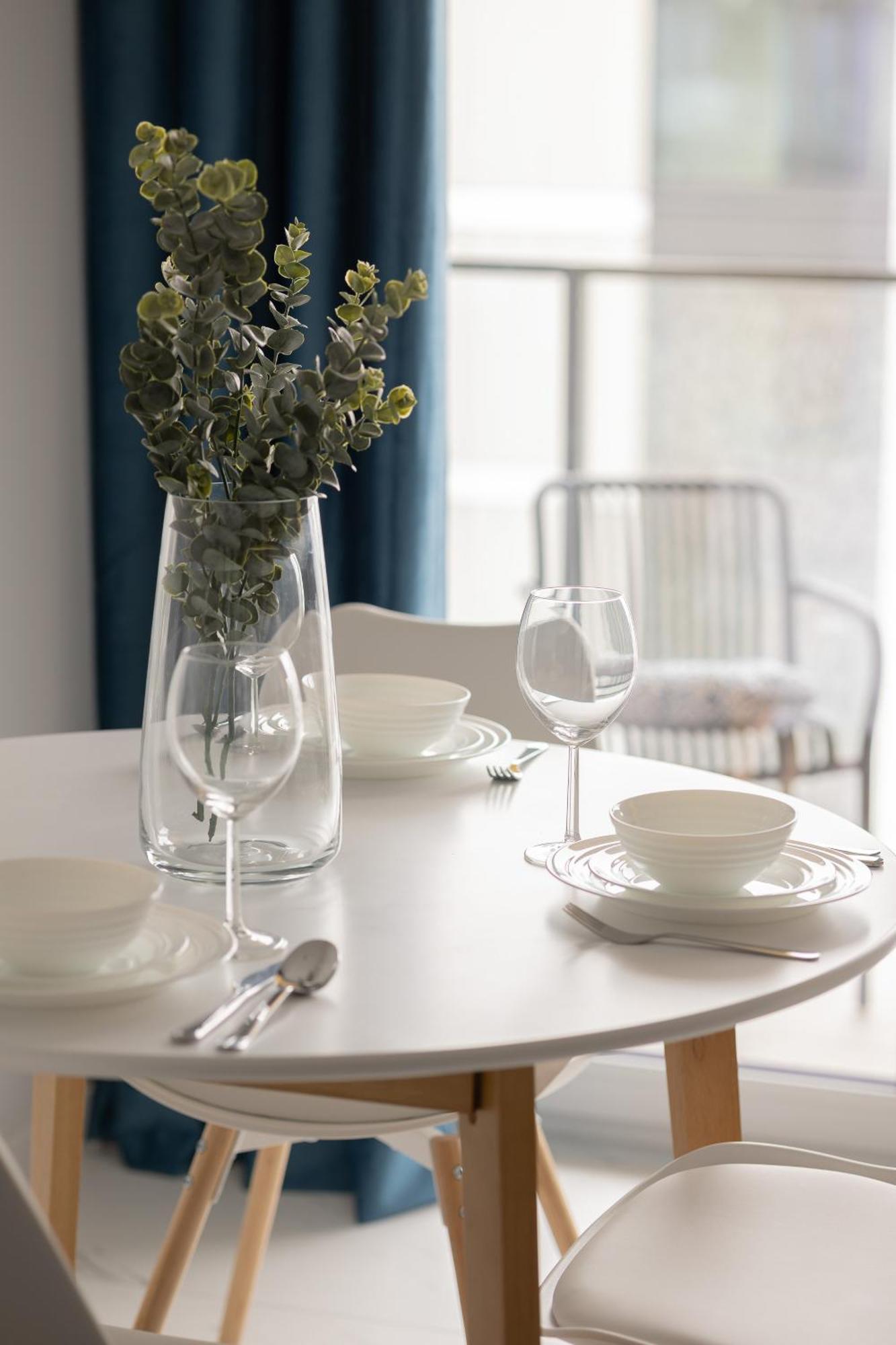 Apartment Stylish With Parking By Renters *